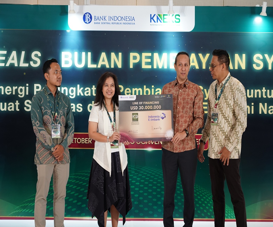 ICD and Indonesia Exim Bank Sign Letter of Intent to Strengthen Cooperation in Shariah-Compliant Investment and Support Indonesia’s Financial Sector ICD and Indonesia Exim Bank Sign Letter of Intent to Strengthen Cooperation in Shariah-Compliant Investment and Support Indonesia’s Financial Sector